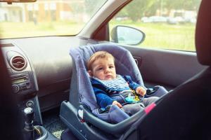 7 bitnih stvari za putovanje s bebom - s njima je lakše