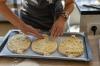 Khachapuri s piletinom i gljivama: domaći korak po korak recept