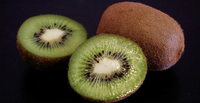 Kivi voće - kiwi