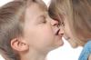 Svrbež zuba: kako odviknuti dijete od griženja