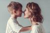 7 Znakovi da vas dijete voli, čak i ako se čini da to nije tako